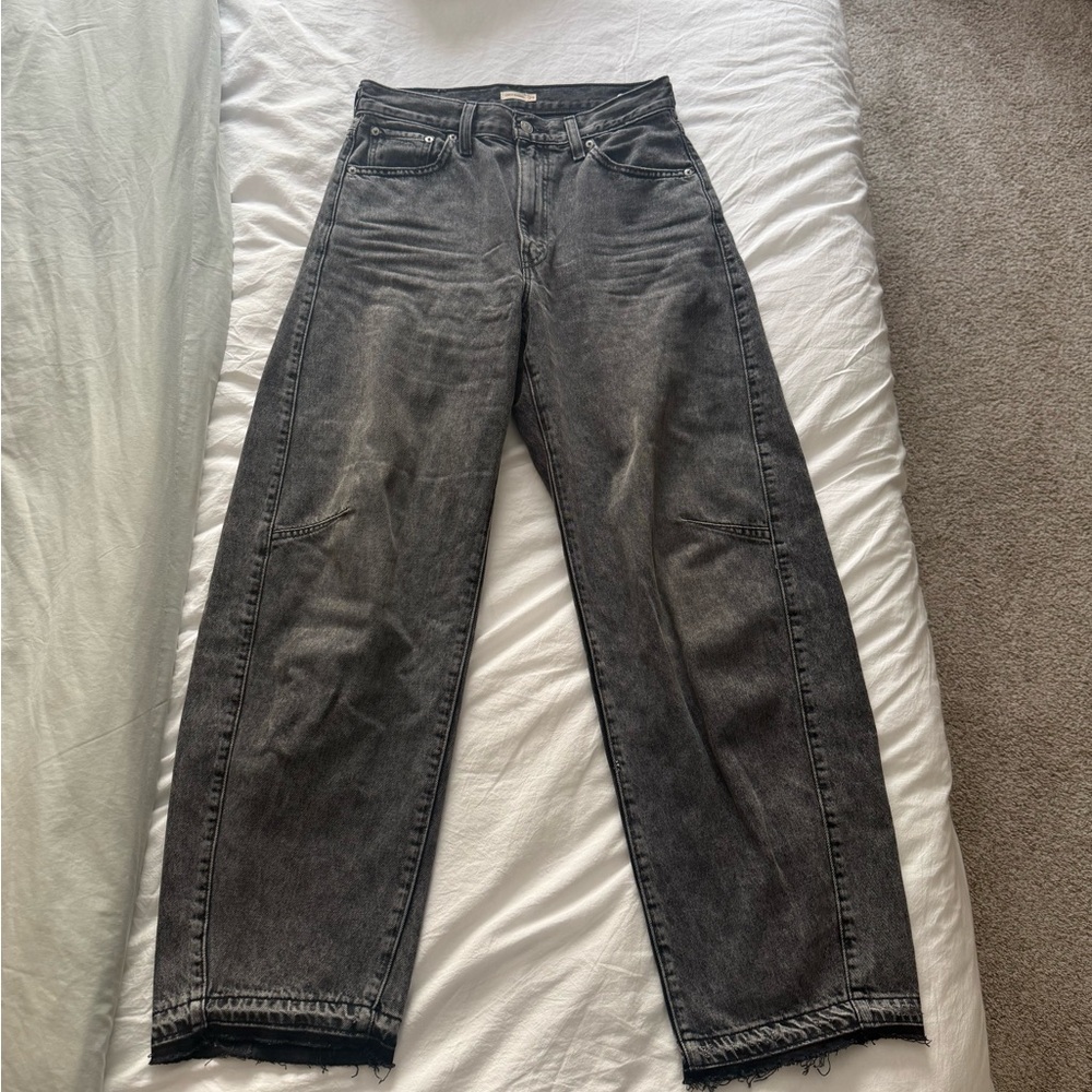 Levi's Cinch Waist Barrel Jeans